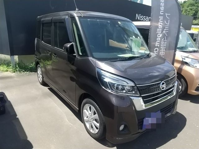 3927 NISSAN DAYZ ROOX B21A 2018 г. (NAA Tokyo)